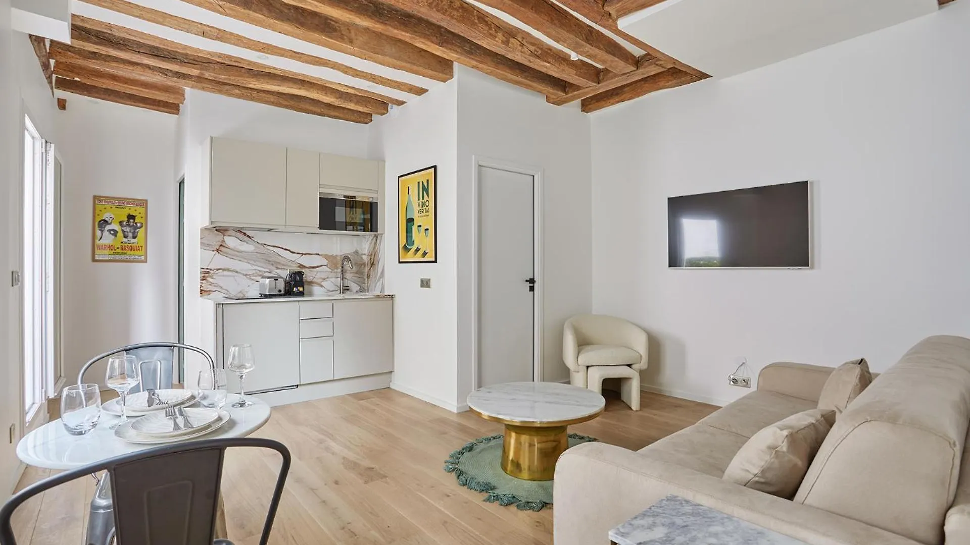 Eiffel Tower Apartment/Invalide By Studioprestige Paris 0*,  France